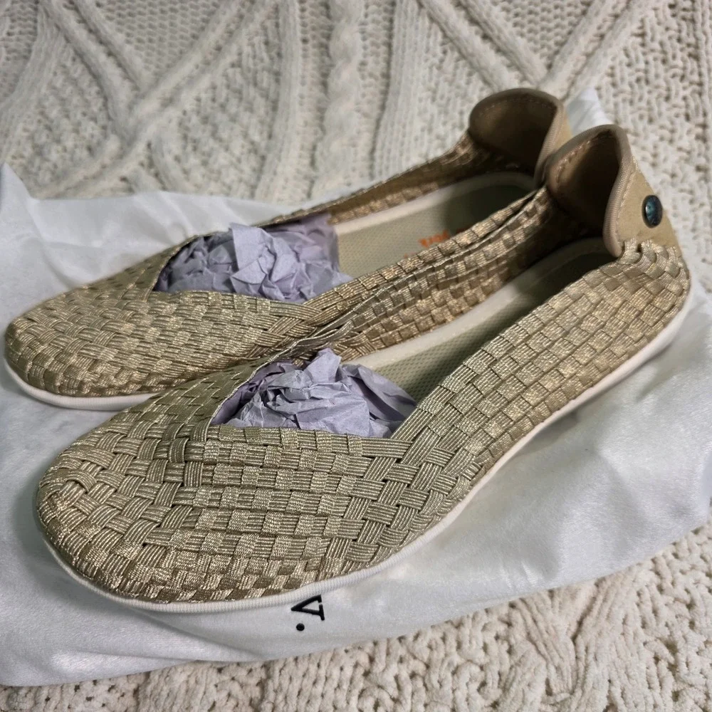 Bernie Mev Catwalk Flats Gold Woven Elastic Slip On Womens‎ 42 10.5-11 NEW